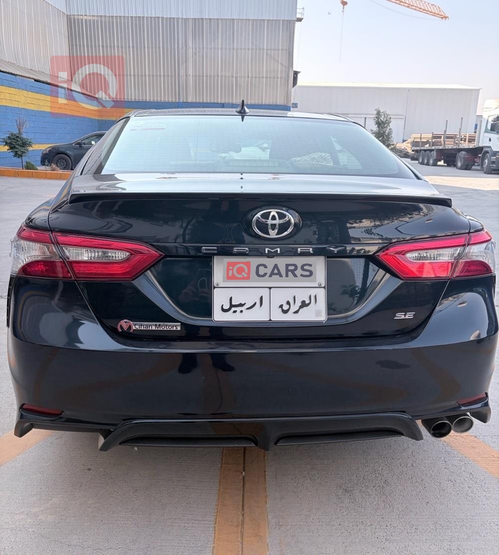 تۆیۆتا کامری